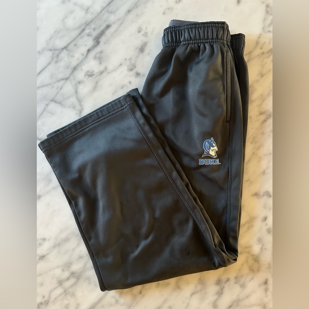 NIKE Dri-Fit Sweatpants / Joggers with DUKE BLUE DEVILS logo - Youth Size XL
